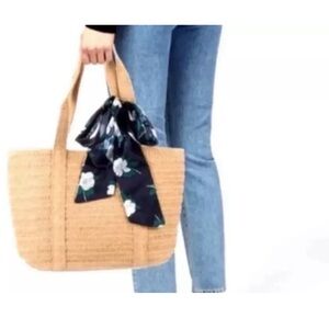 DRAPER James Everyday Straw Tote Bag With Navy Floral Scarf